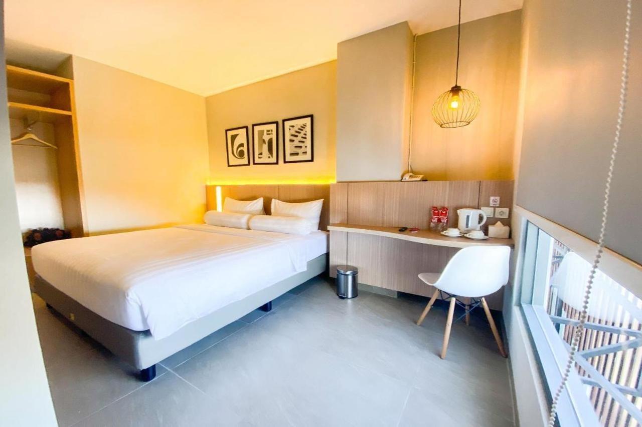 Front One King Hotel Tuban Tuban  Εξωτερικό φωτογραφία